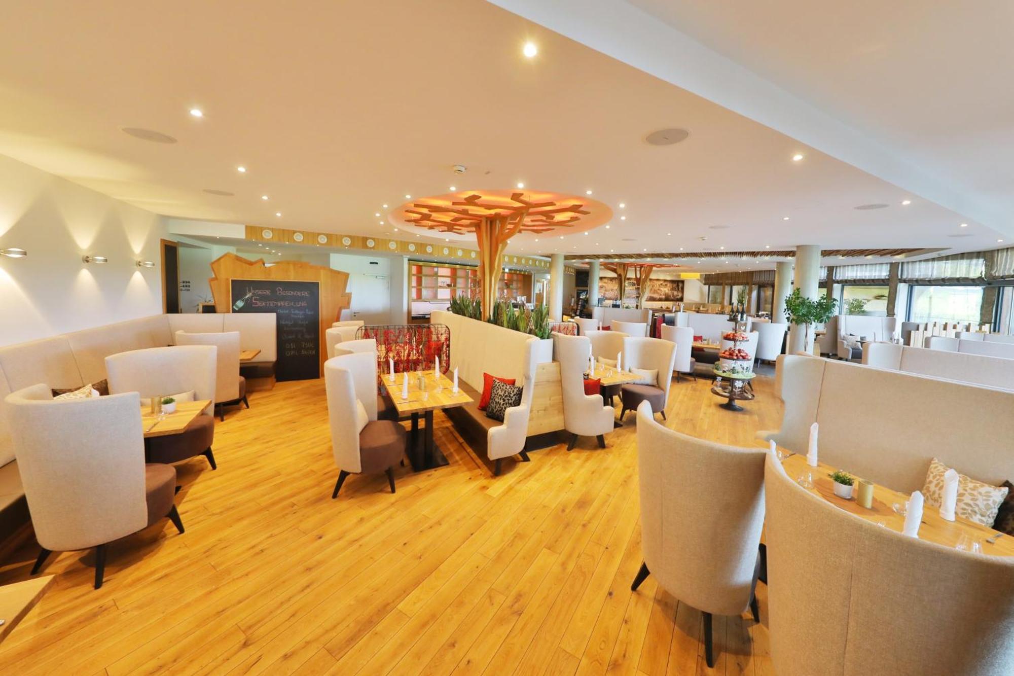 Mawell Resort Лангенбург Екстериор снимка